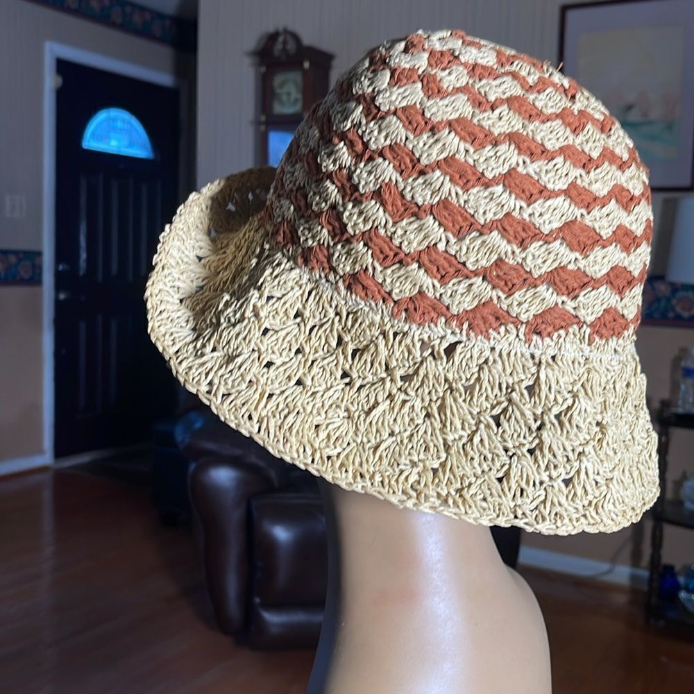 Daniele Meucci Vintage Woven Tan and Brown Women's Hat - Picture 4 of 8